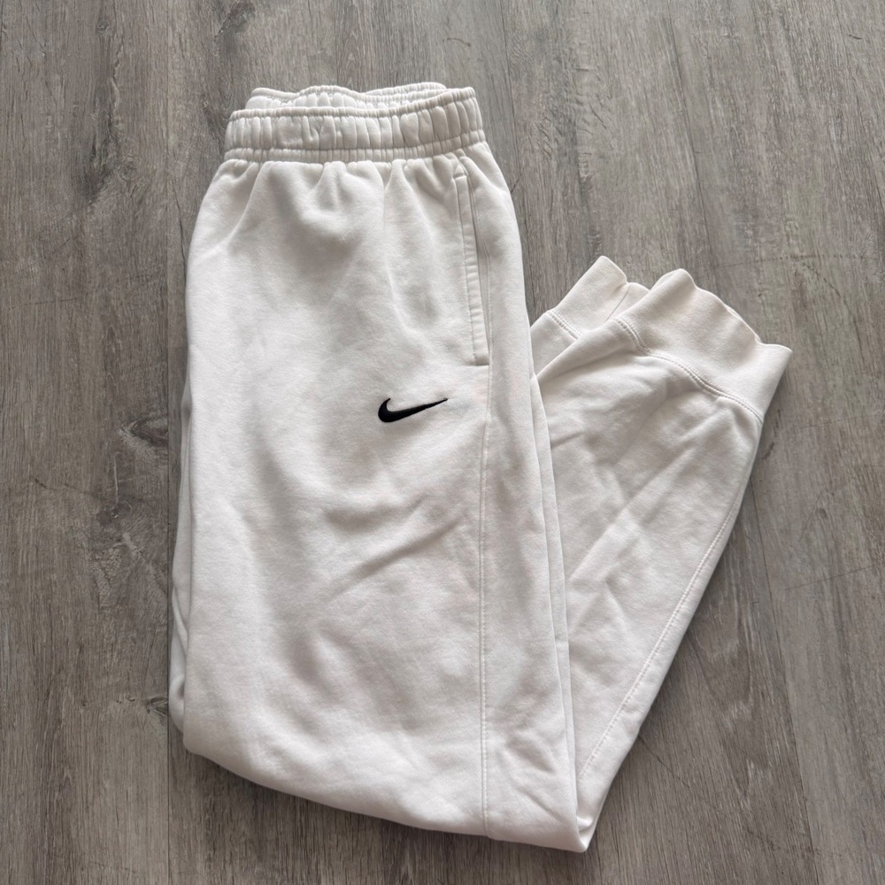 Nike Sportswear Fleece Joggers Sail White Embroidered Swoosh Sweatpants Large